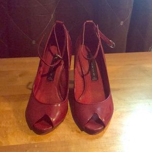 Ankle strap Steven by Steve Madden heels W 5.5 Red